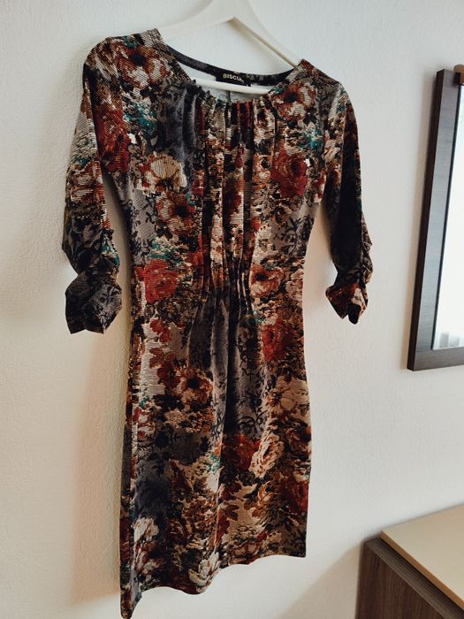 Платье 42 размер