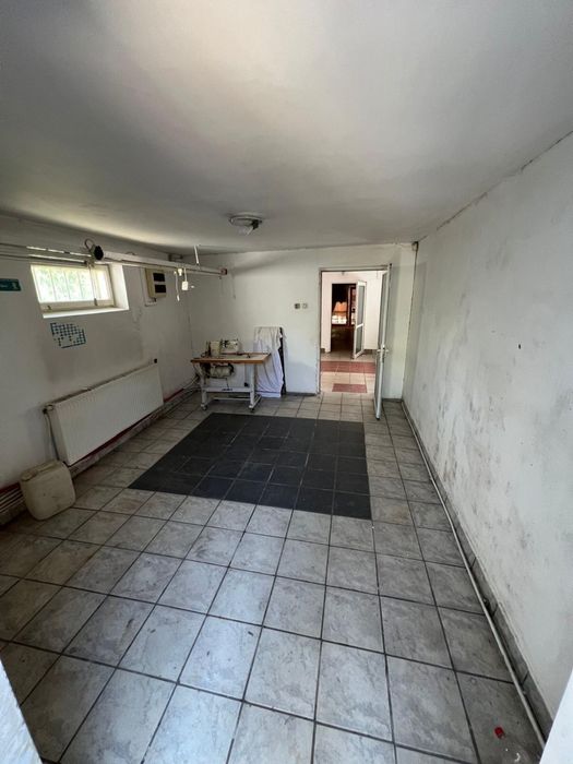 Spatiu comercial de vanzare