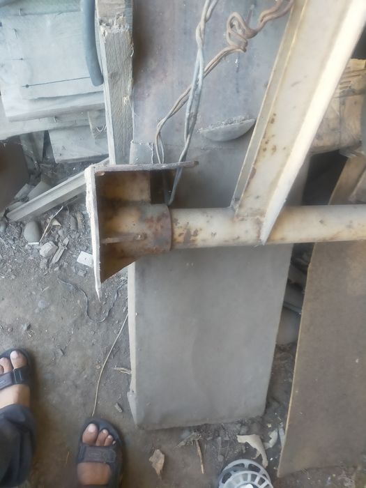 Продамм тачку и подъемник