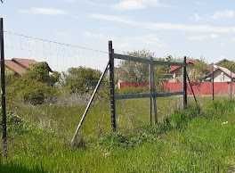 Teren intravilan de vanzare sau  inchiriere Glina 500 mp zona aerisita utilitati la limita proprietatii