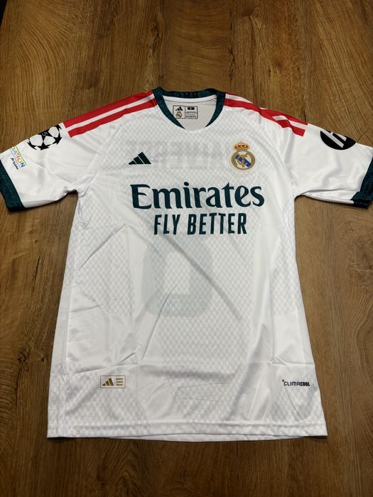 Tricou Real Madrid Valverde #8 – Nou – Mai multe mărimi
