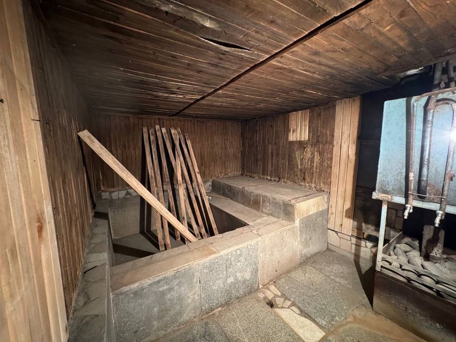 Продается дом или земля. ер сотилади.Йик-ота,Ийк-ота ер.Фуд сити