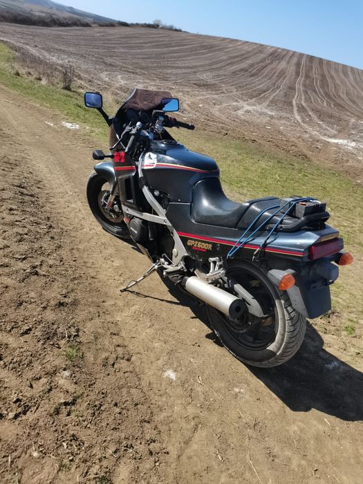 Disponibil Kawasaki zx600