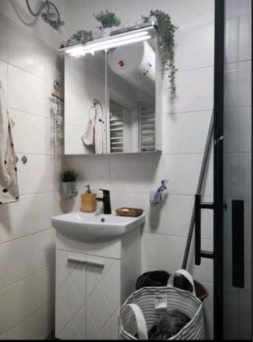 Дава се под наем Двустаен апартамент в София, Зона Б-19 - 70 кв.м за 400 € - Снимка #2