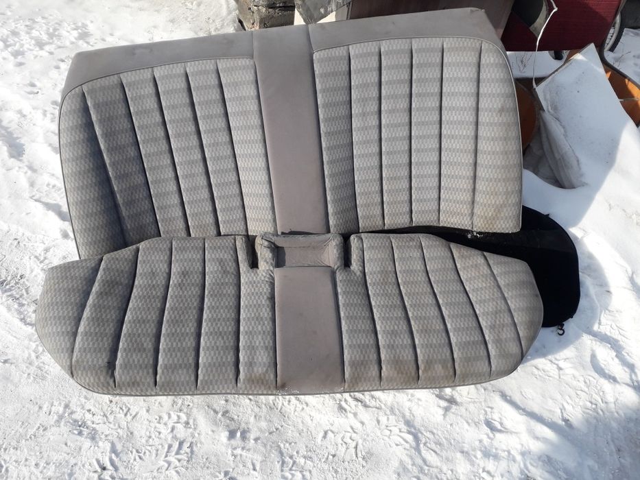 Запчасти на мерседес 190