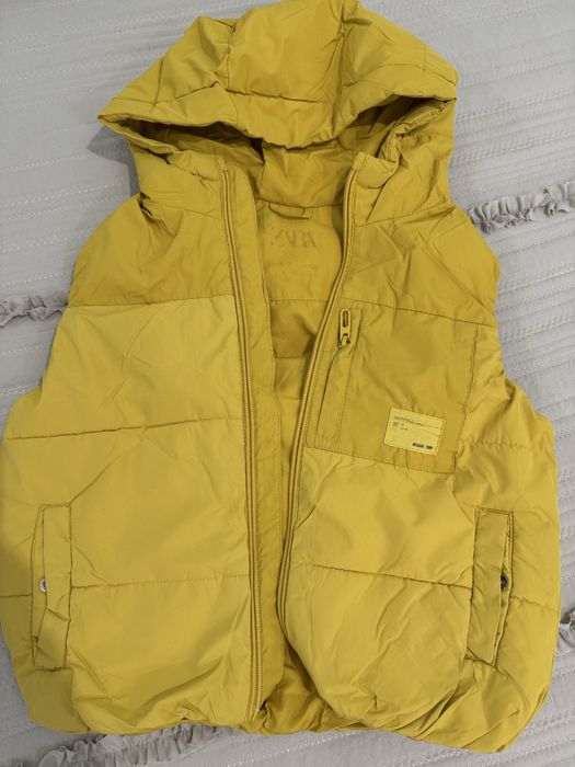 Елек за момче на Zara