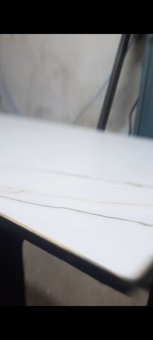 Продам стол из керамогранита