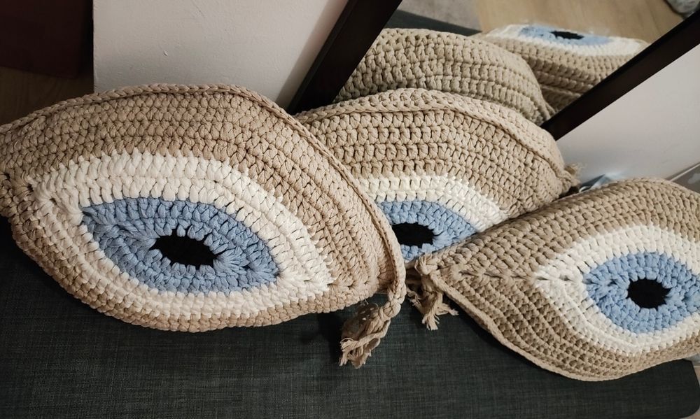 Декоративни възглавници с Око