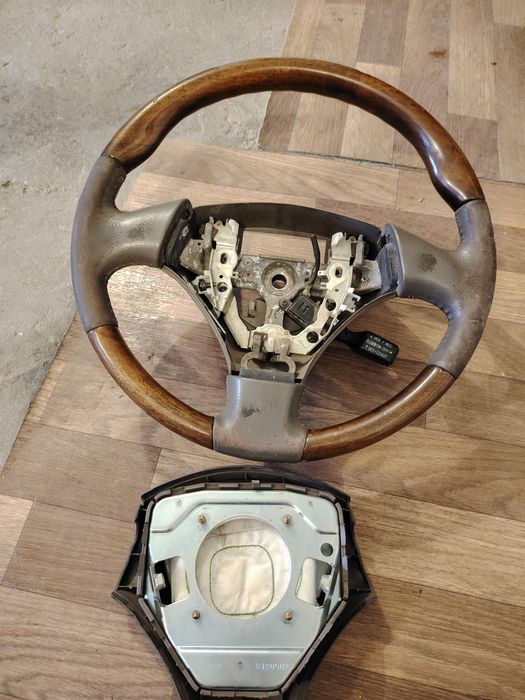 Лексус gs300  160 Toyota рул