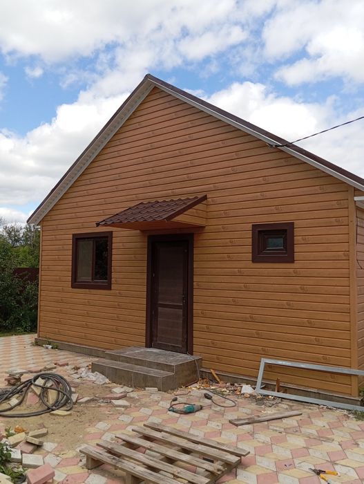 Бригада строителей