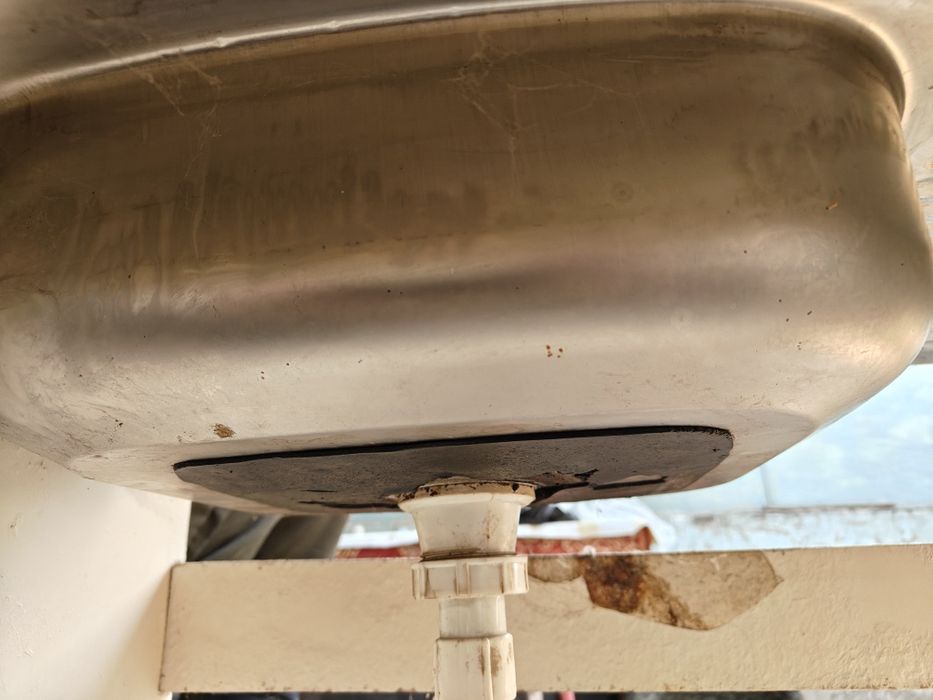 Продам мойку/умывальник в отличном состоянии + подарки!