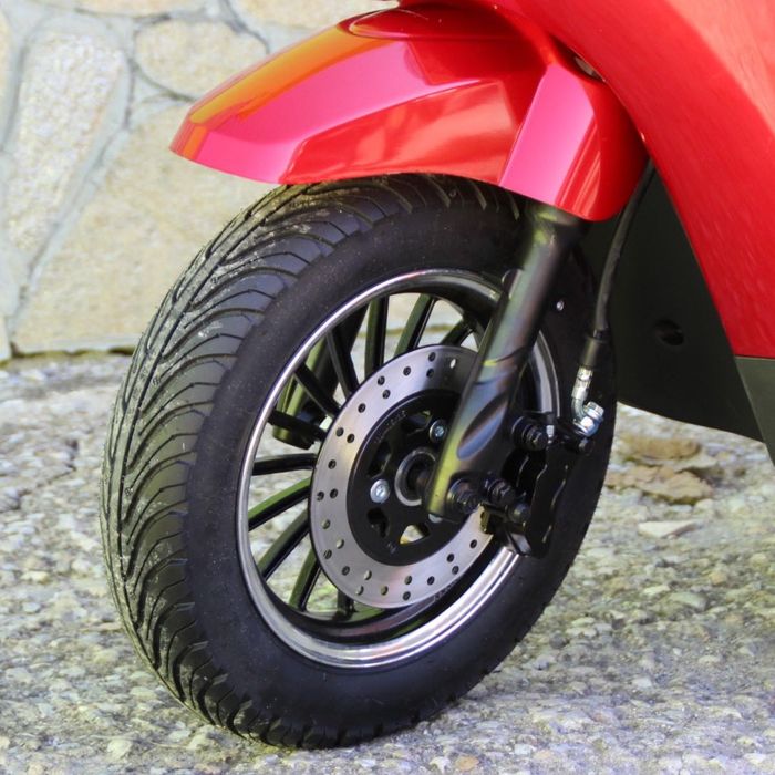 Електрическа триколка FM1 1500W – RED
