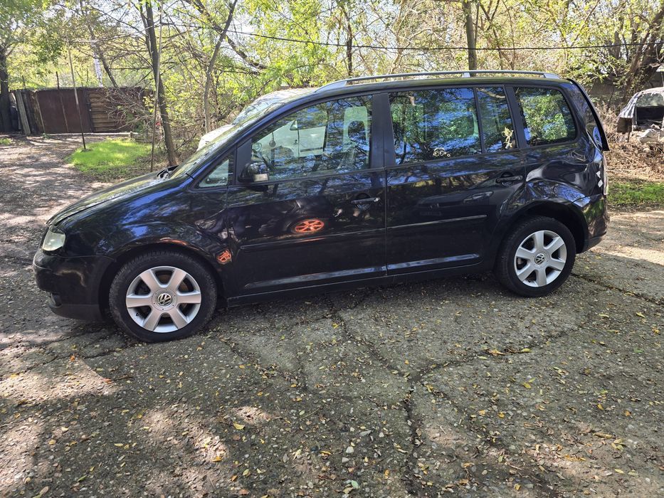 Piese auto pentru VW TOURAN 2005 2.0 diesel
