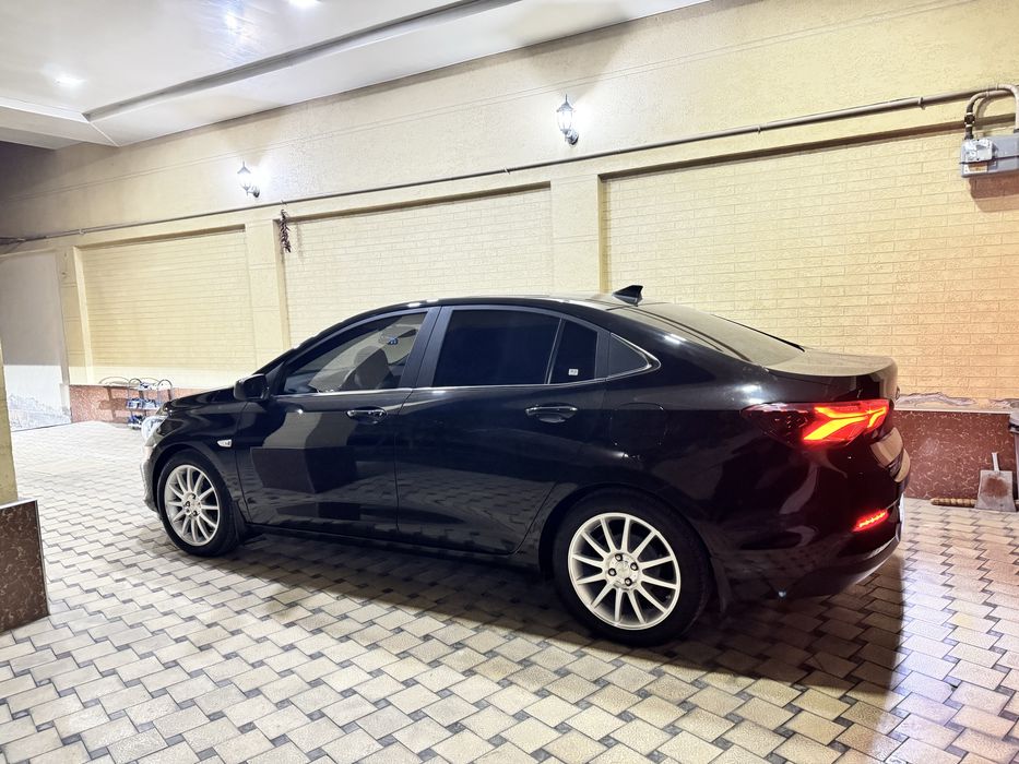 Onix Premier 2 plus 2025