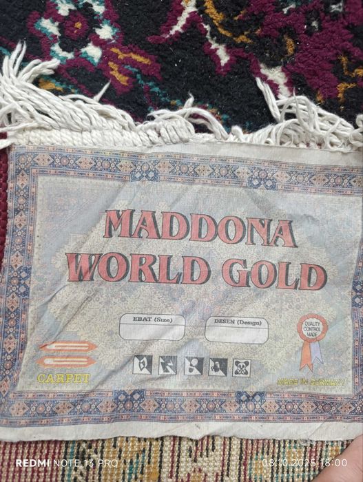 Продаются б/у ковры, НЕ ДОРОГО СРОЧНО!