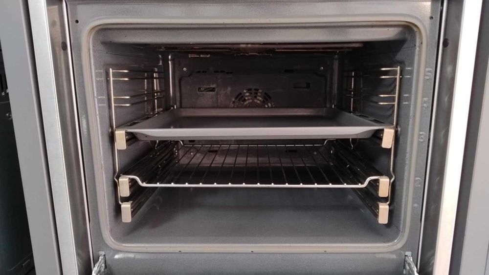 A+ Фурна за вграждане Siemens-Сименс iQ700 67 литра ecoClean 3D