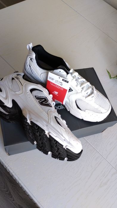 Оригинальные кроссовки New balance 530