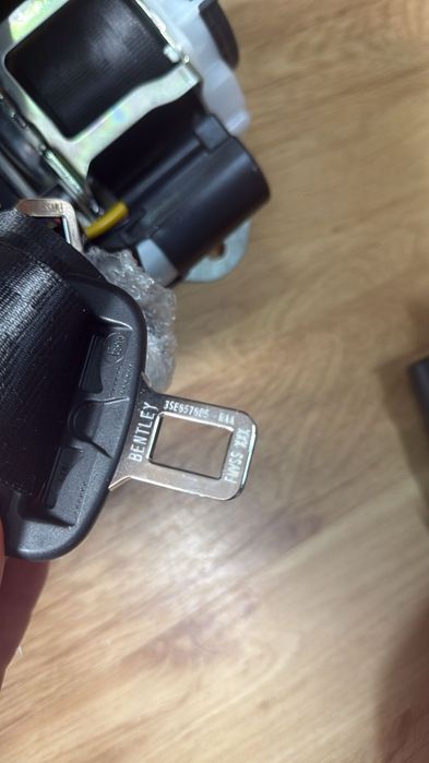 Centuri Siguranta Bentley Continental III 2018+ / Audi A8 Long Spate