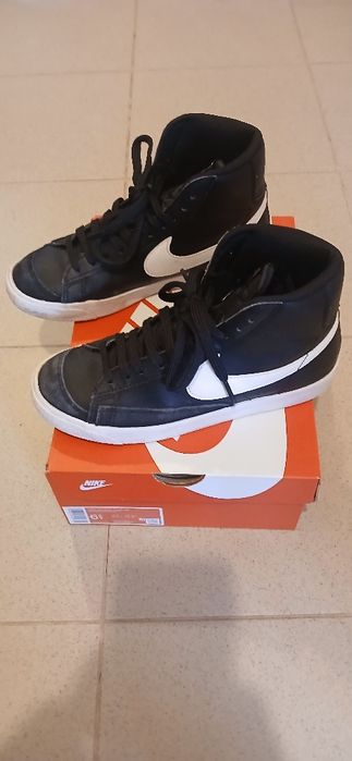 Найк много запазени без забележки 37.5номер