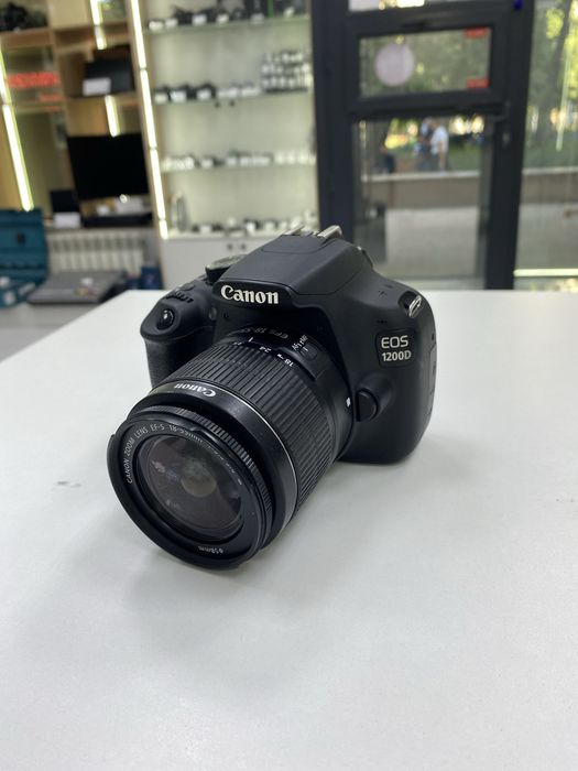 canon eos 1200D (p25)