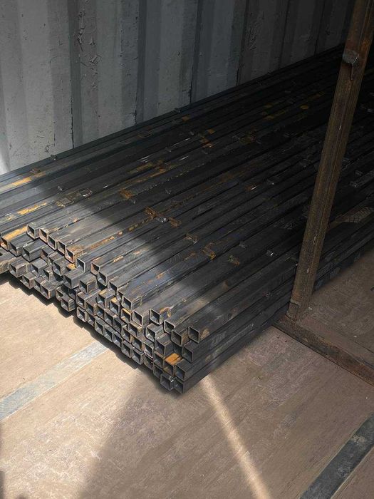 Профильные Стойки для забора. Доставка Алматы. Квадратные трубы: 550 тг ...