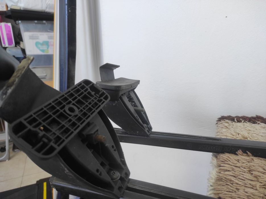 Напречни греди за багажник Mont Blanc