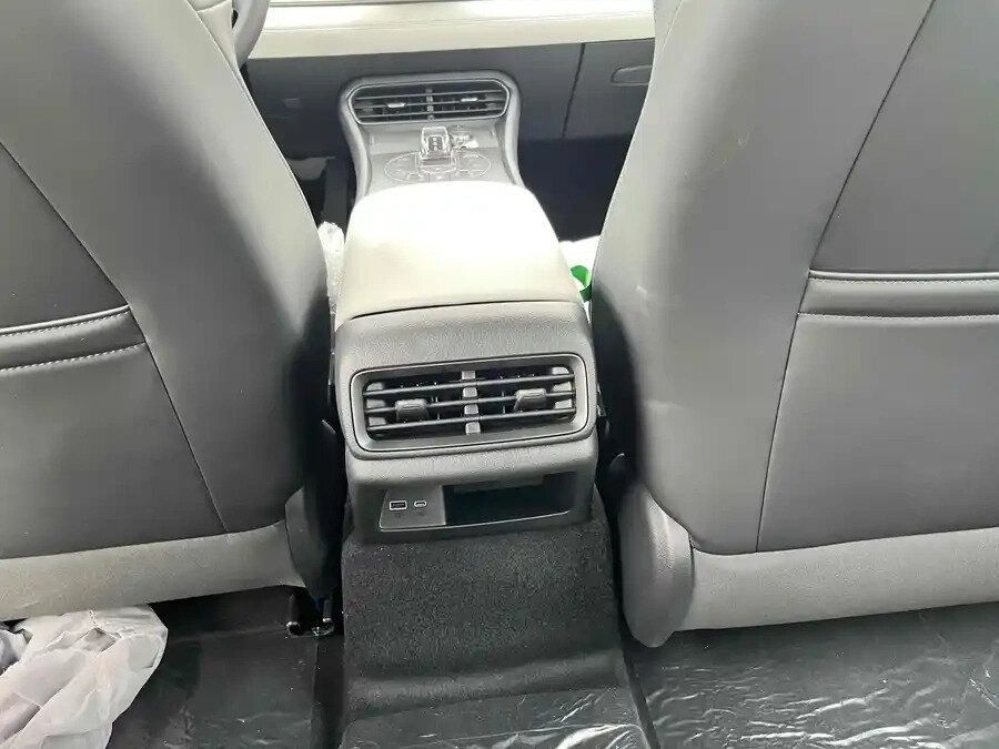 BYD Seal гибрид автомобиль новый