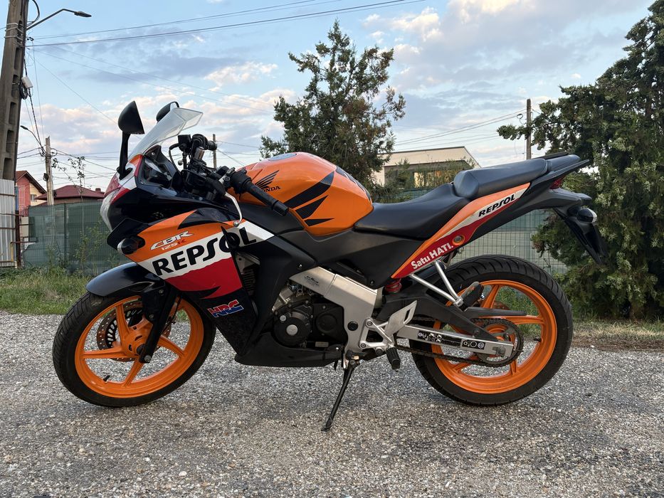 Vand Honda CBR 125R Repsol