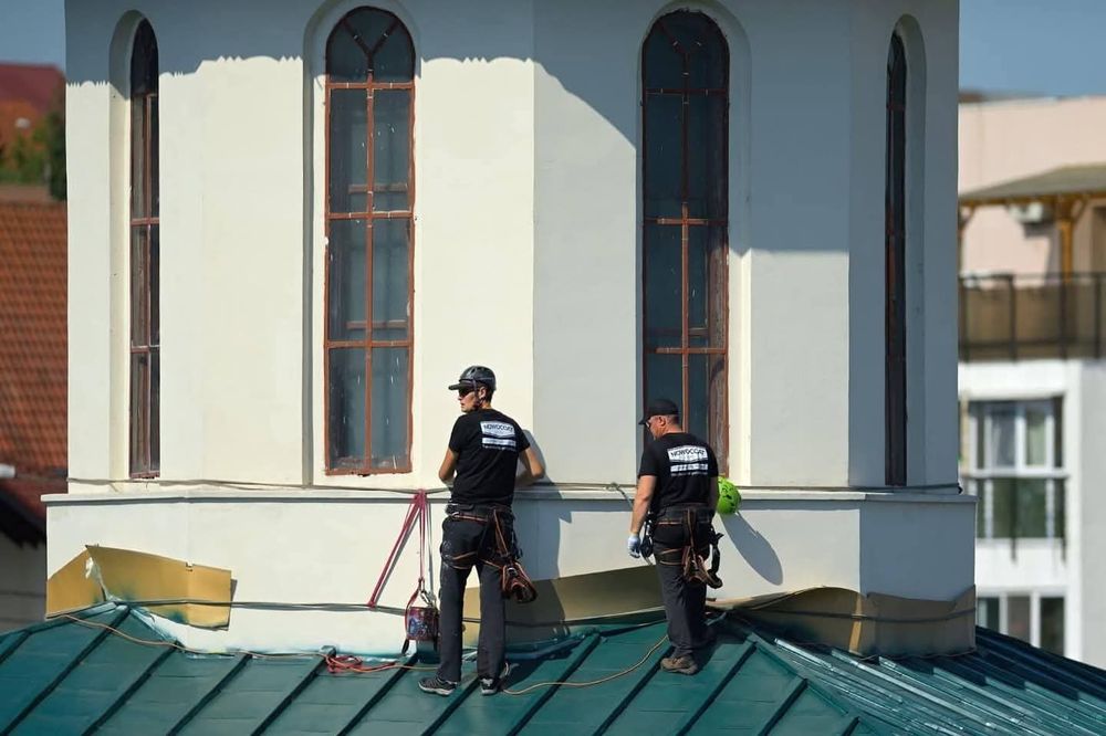 Alpiniști utilitari – servicii profesionale la înălțime