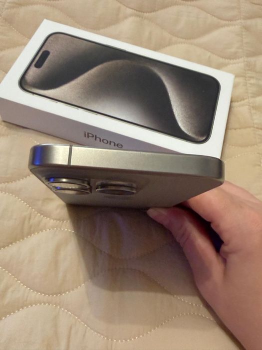 Iphone 15 Pro 128 GB Natural Titanium