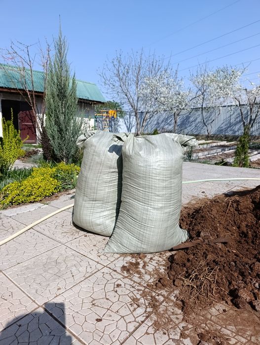 Продам конский навоз в мешках