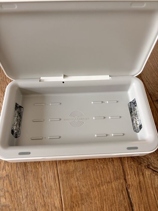 Sterilizator UV Samsung cu incarcare wireless