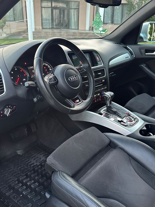 Audi Q5 Quattro 3xS-line 2.0 TDI 177 CP S-Tronic/Euro 5/Led/Xenon
