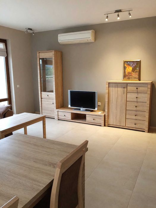 Дава се под наем Тристаен апартамент в Пловдив, Кършияка - 105 кв.м за 700 € - Снимка #4