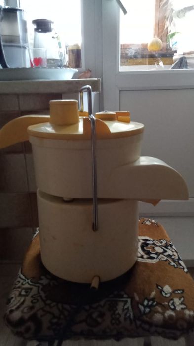 Продам Соковыжималки Росиинка