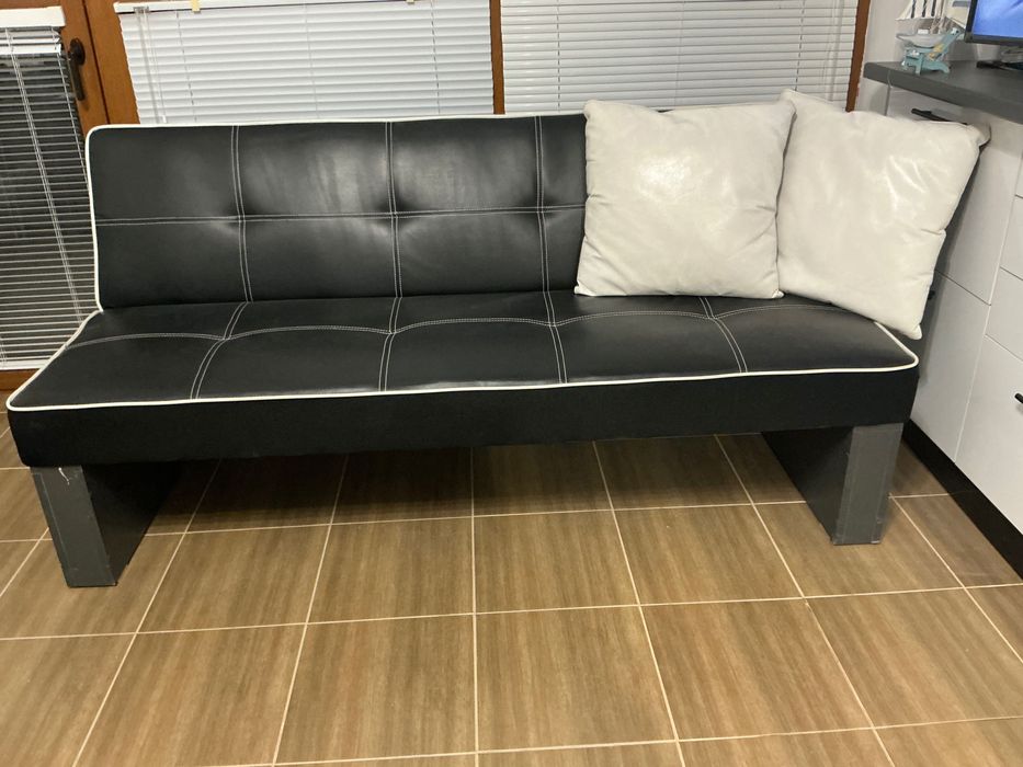 Продавам канапе/диван