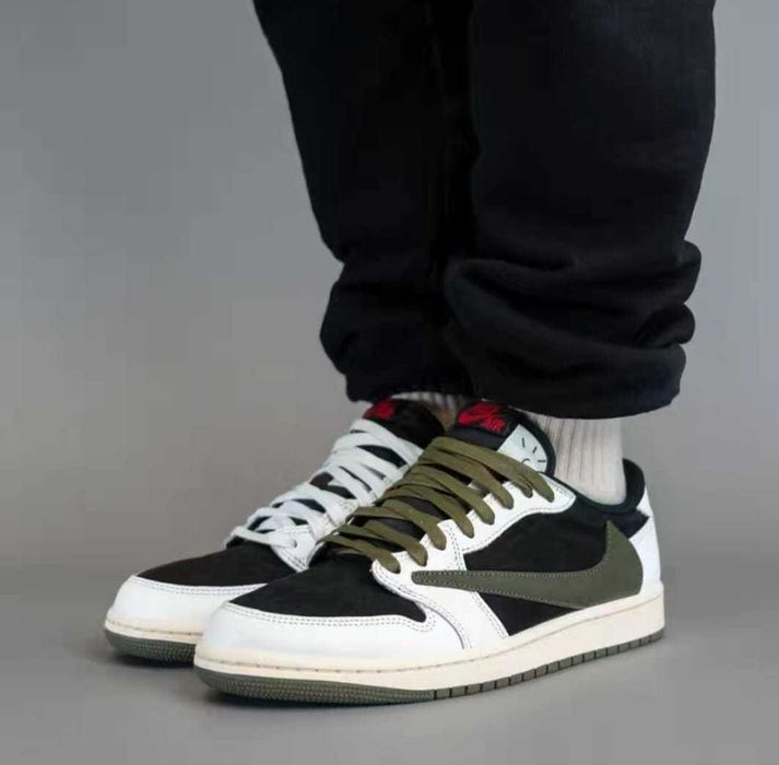 Кроссовки мужские NIKE