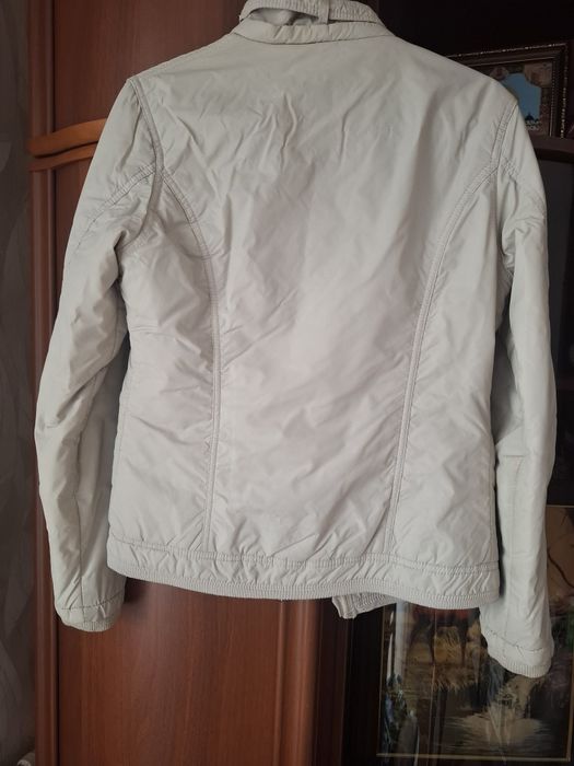 Куртка утеплённая на весну