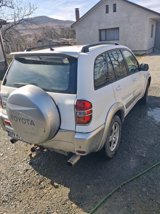 Toyota rav 4 din 2004