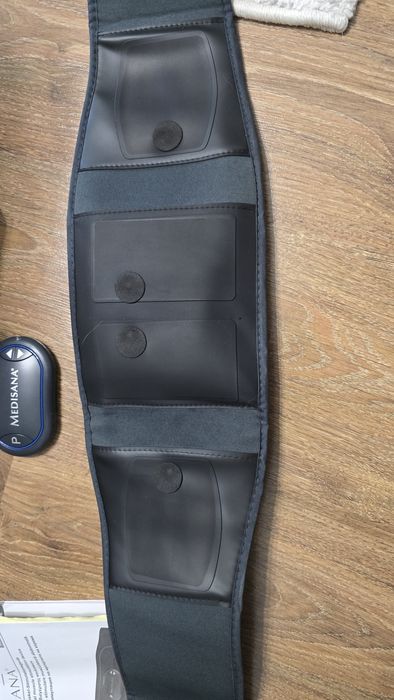 Medisana AM 50L – Dispozitiv stimulare abdominală