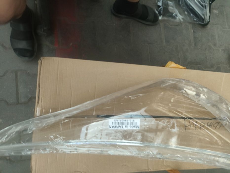 Кия рио стекло 17+