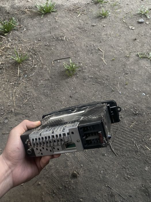 Продам рамку на w203