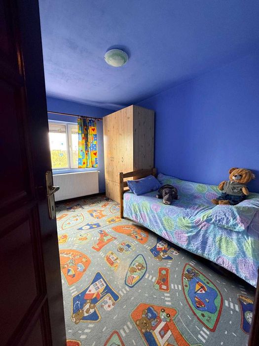 Apartament cu 4 camere, decomandat, de închiriat în Zona Soarelui