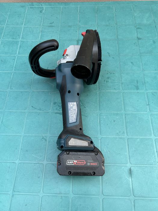 Slefuitor beton Bosch GBR 18V 15S
