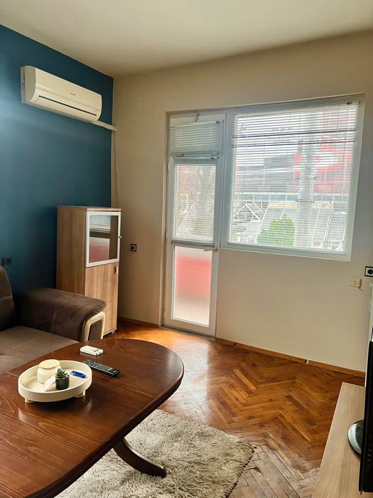 Дава се под наем Двустаен апартамент в Димитровград - 55 кв.м за 229.5 € - Снимка #2