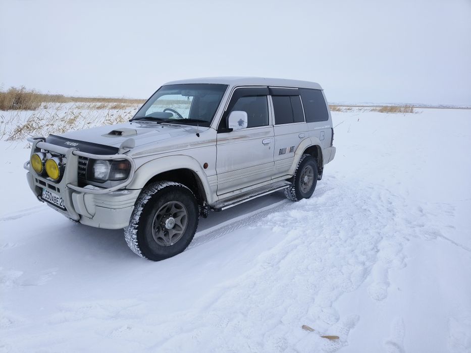 Митсубиси Паджеро 2 4м40