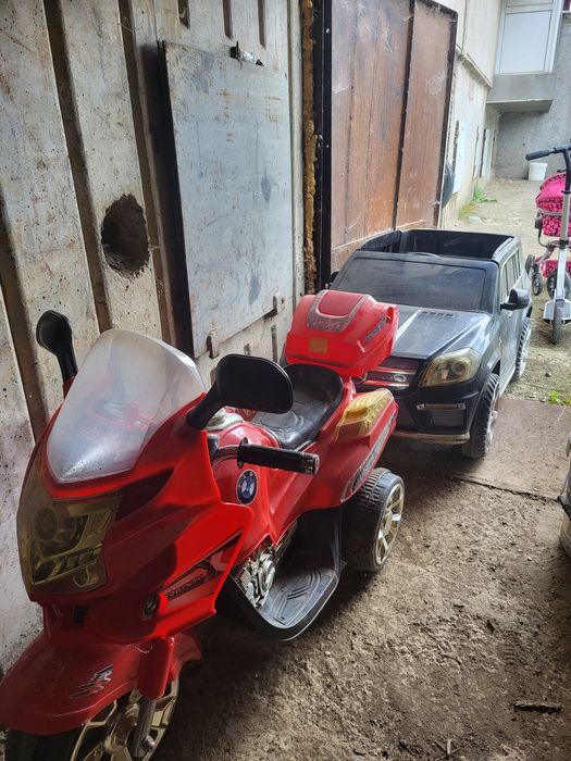 Продавам  джип,мотор,велосипеди и бебешка количка