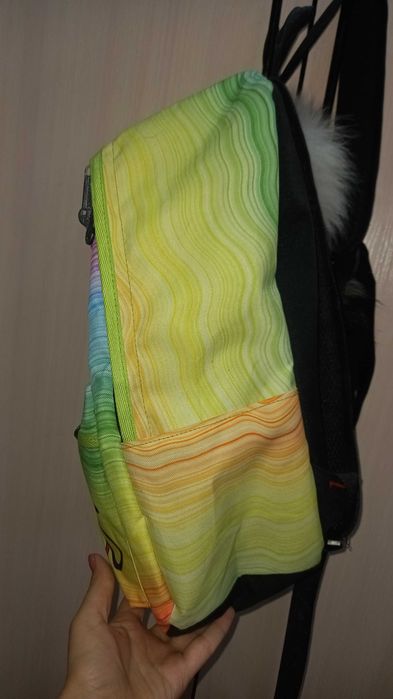 Продам школьный рюкзак