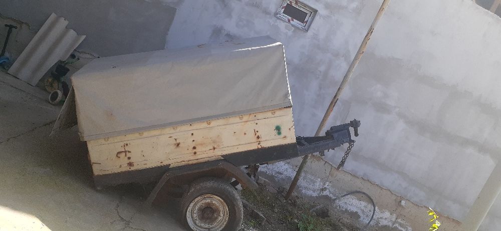 Volga 31029 sotiladi pritsep bilan