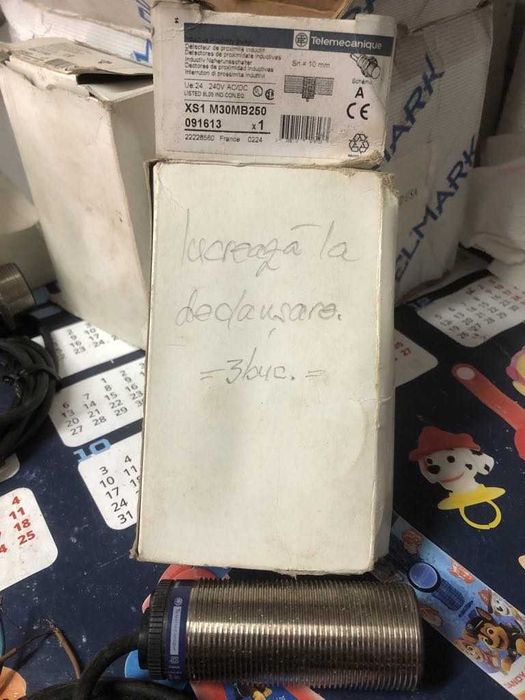 Senzor inductiv proximitate NO 20 A 24...250V XS1M30MB250 SCHNEIDER